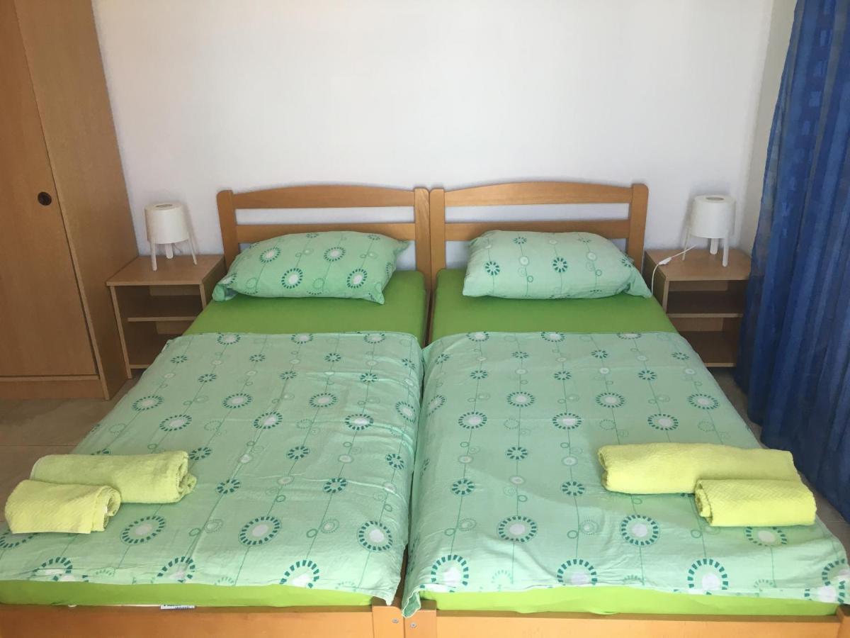 Apartmani Domenika จูเลียนา ภายนอก รูปภาพ